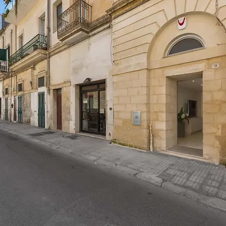 79 By Barbarhouse Apartment Lecce