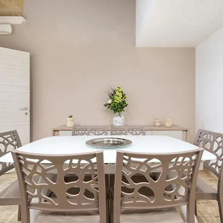 79 By Barbarhouse Apartment Lecce