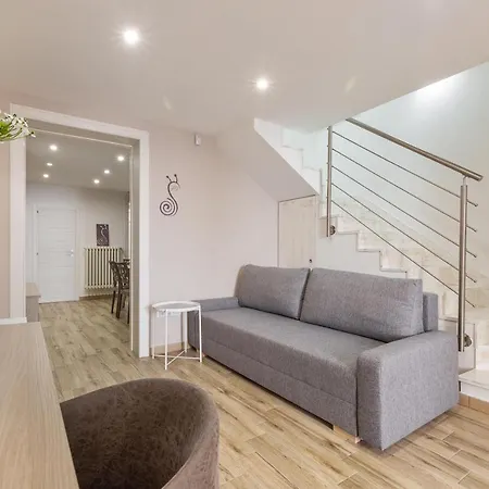 79 By Barbarhouse Apartment Lecce