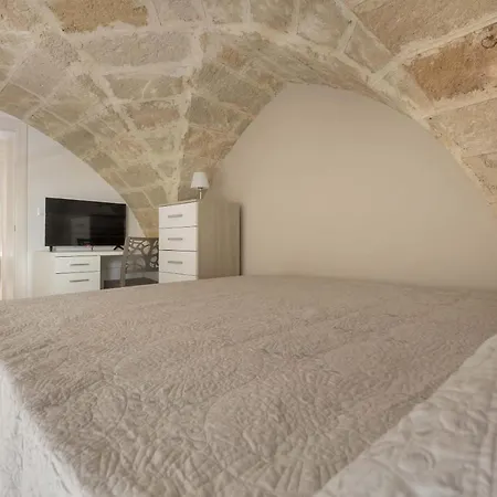 79 By Barbarhouse Lecce