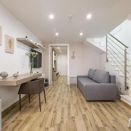 79 By Barbarhouse Apartment *